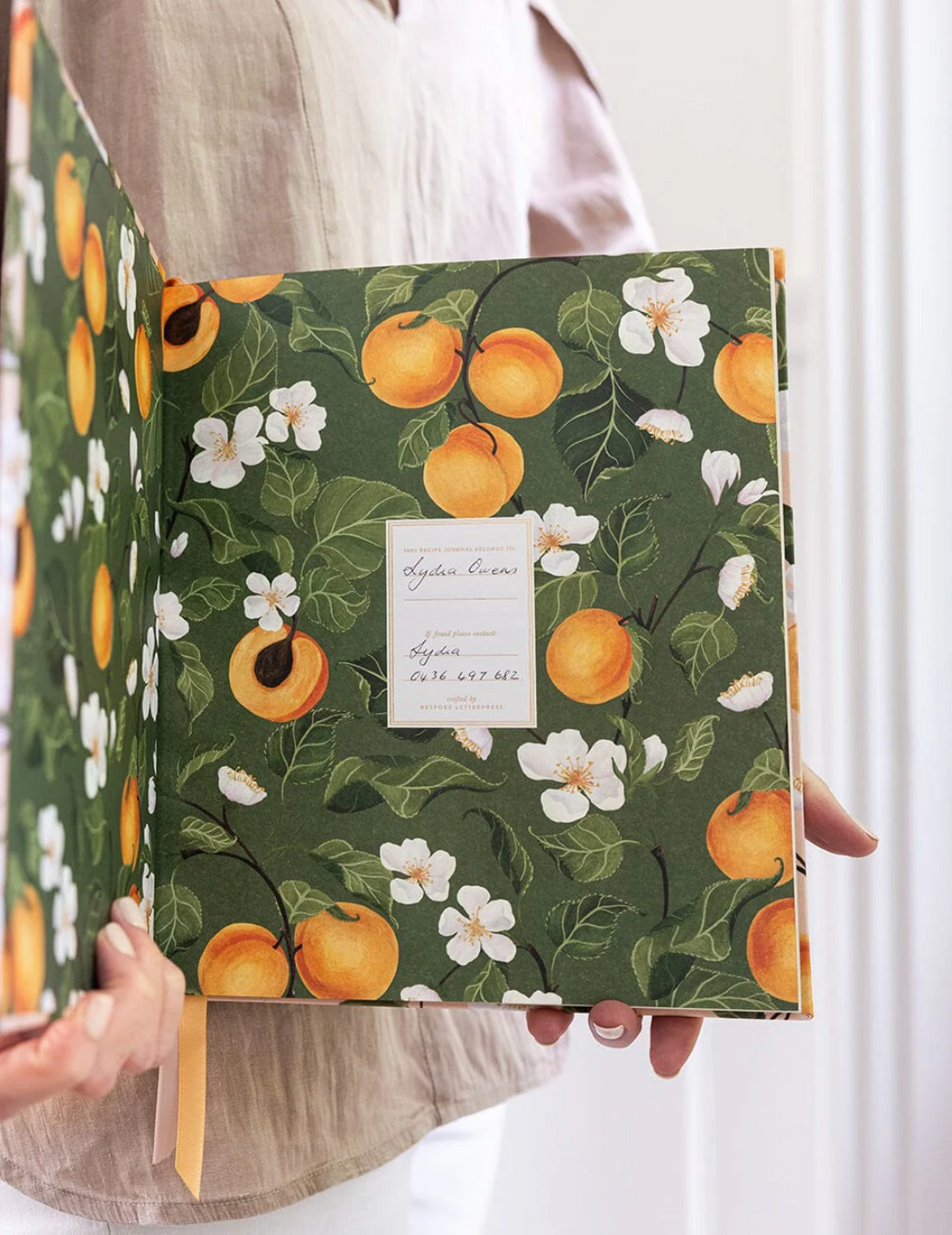 Bespoke Recipe Journal - Peaches