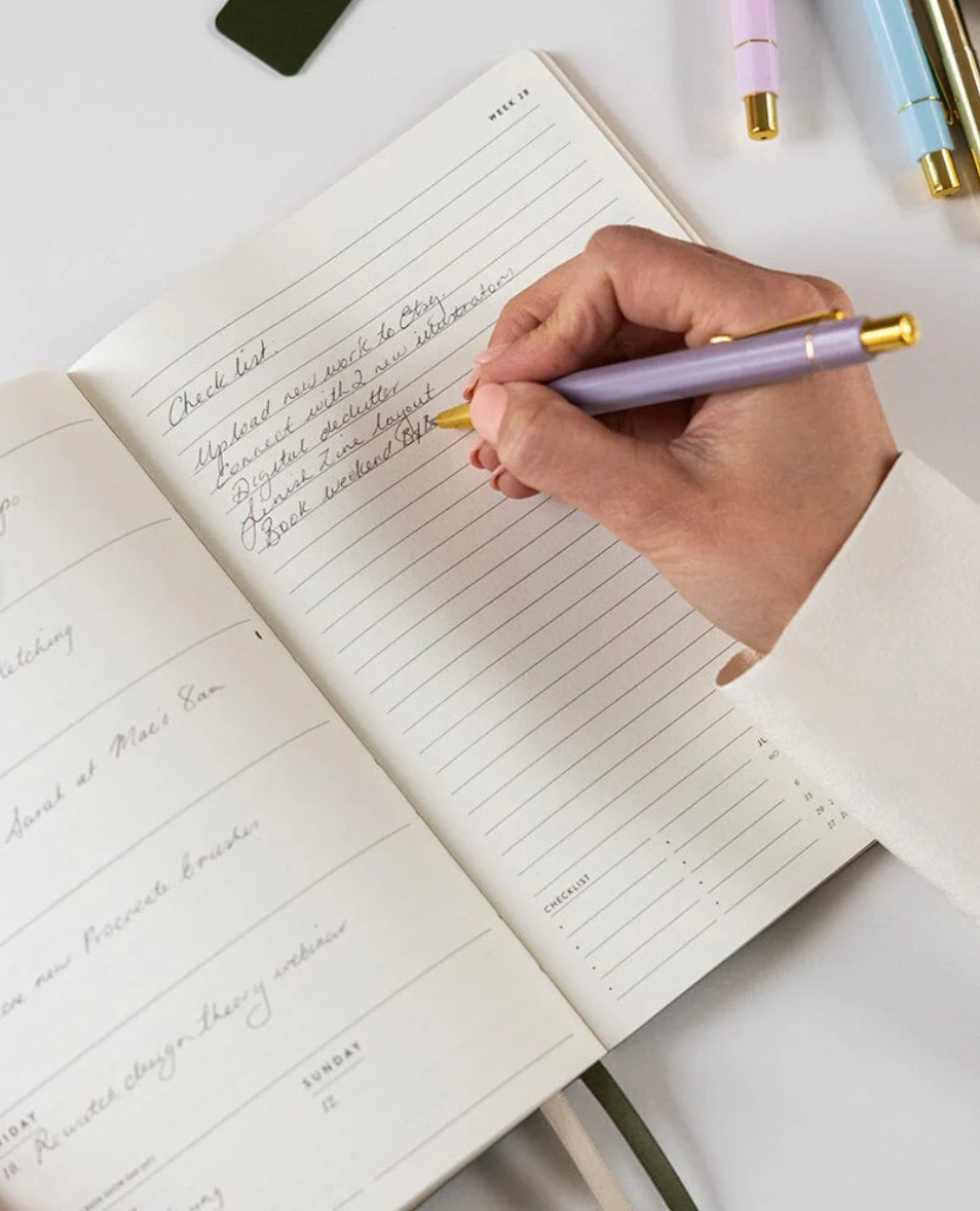 Bespoke 2026 Weekly Planner Notebook - FairyWren