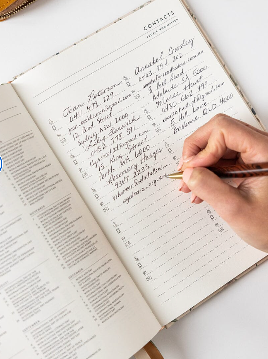 Bespoke 2026 Desktop Linen Bound Planner - Button Fern