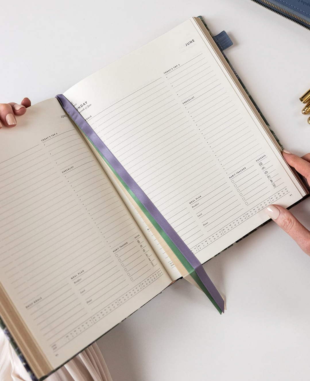 Bespoke 2026 Day to a Page Large Linen Bound Planner - Indigo Haven