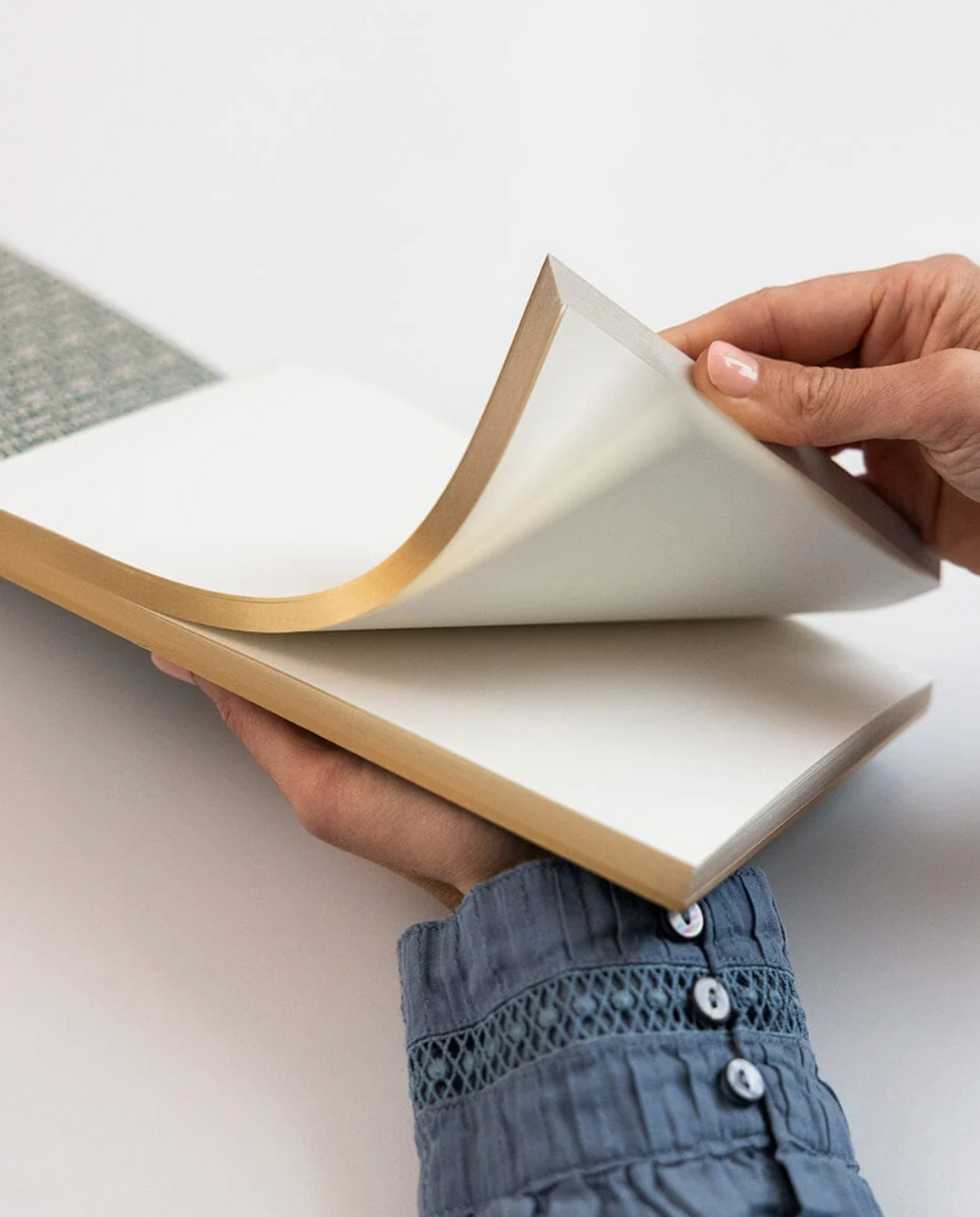 Bespoke Notepad Desktop Jotter - Finch Bramble