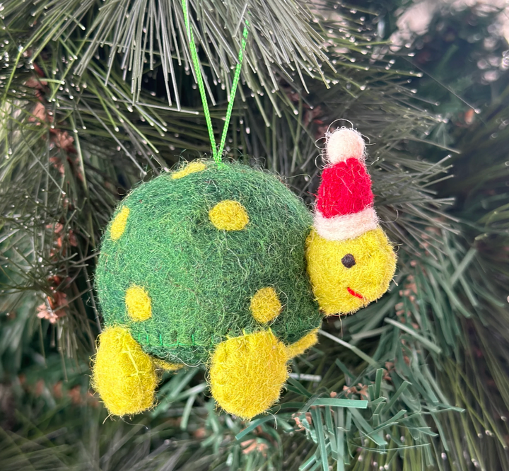 Felt Christmas Decoration - Turtle w hat