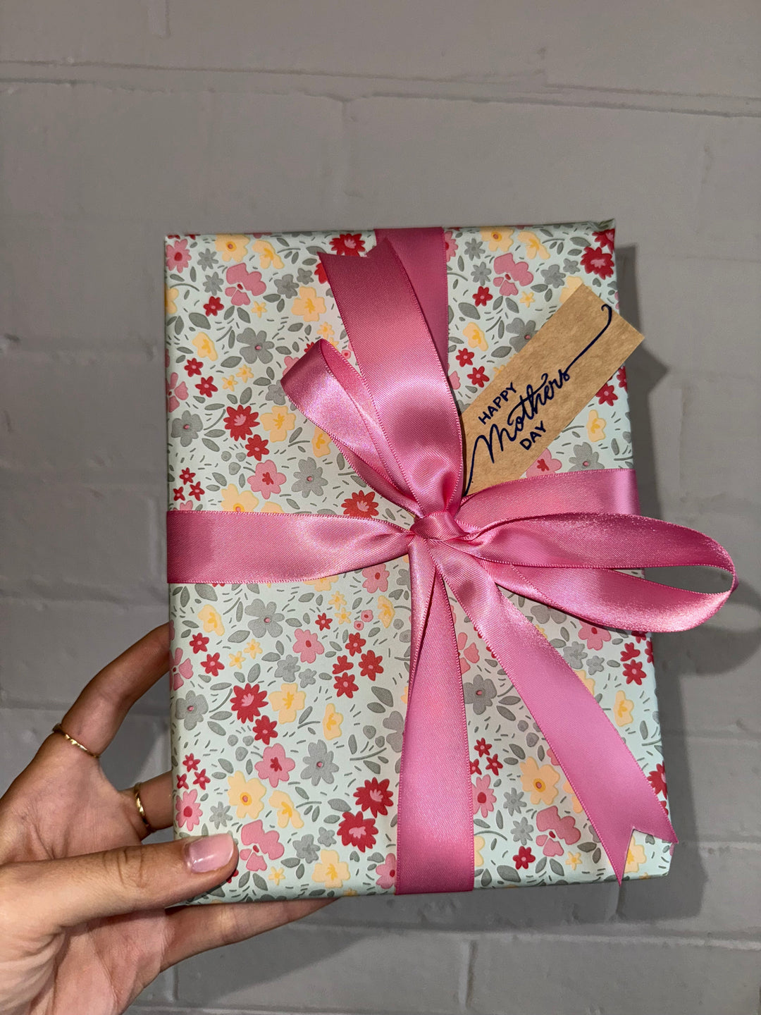 The Art of Gift Wrapping: Why Thoughtful Presentation Makes Every Gift Feel Extra Special