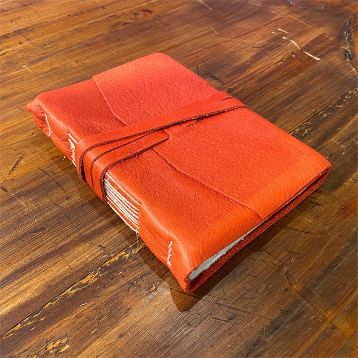 Medioevo Leather Journal - Red Medium