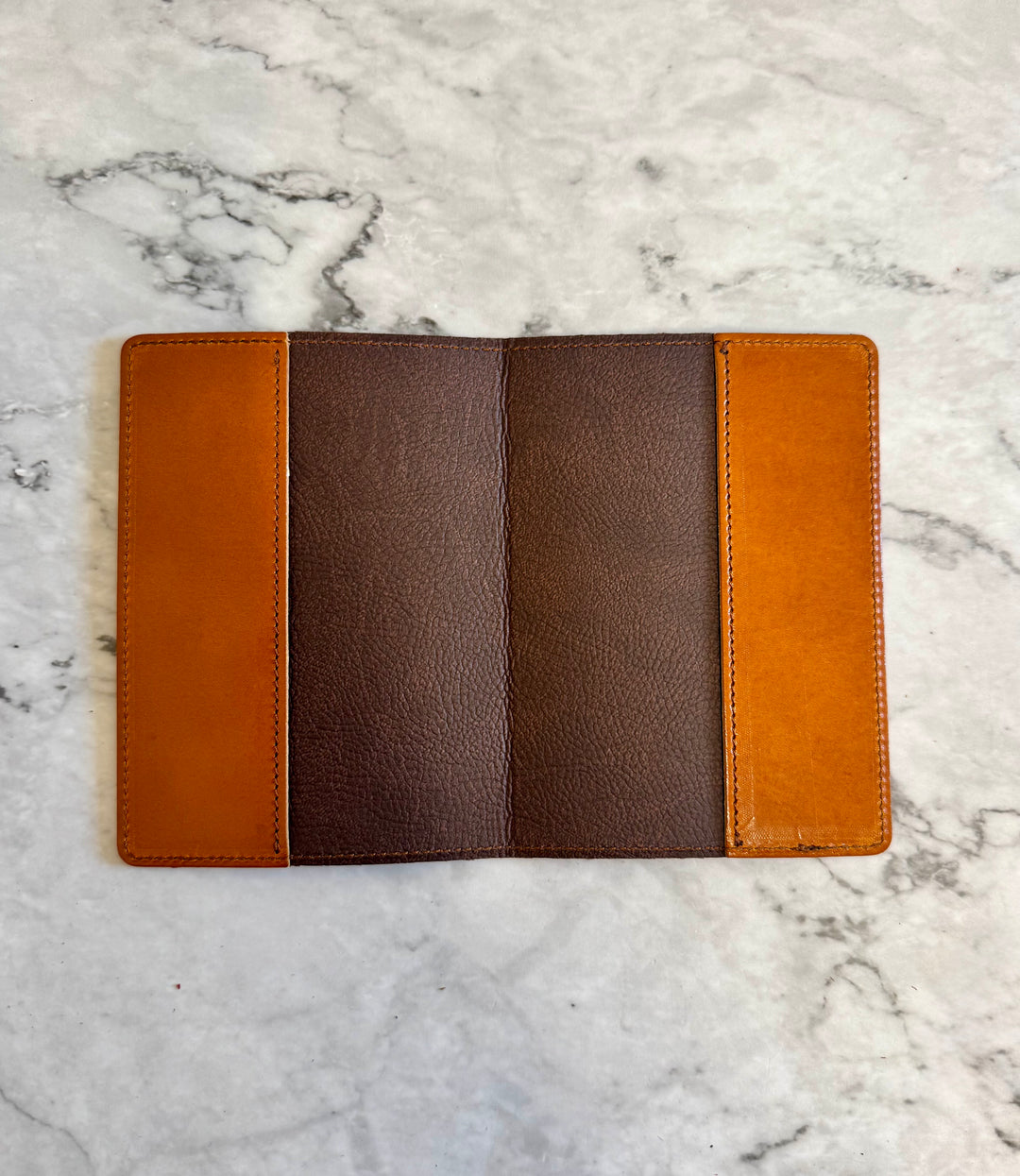 Manufactus Leather Passport Holder - Tan Gold