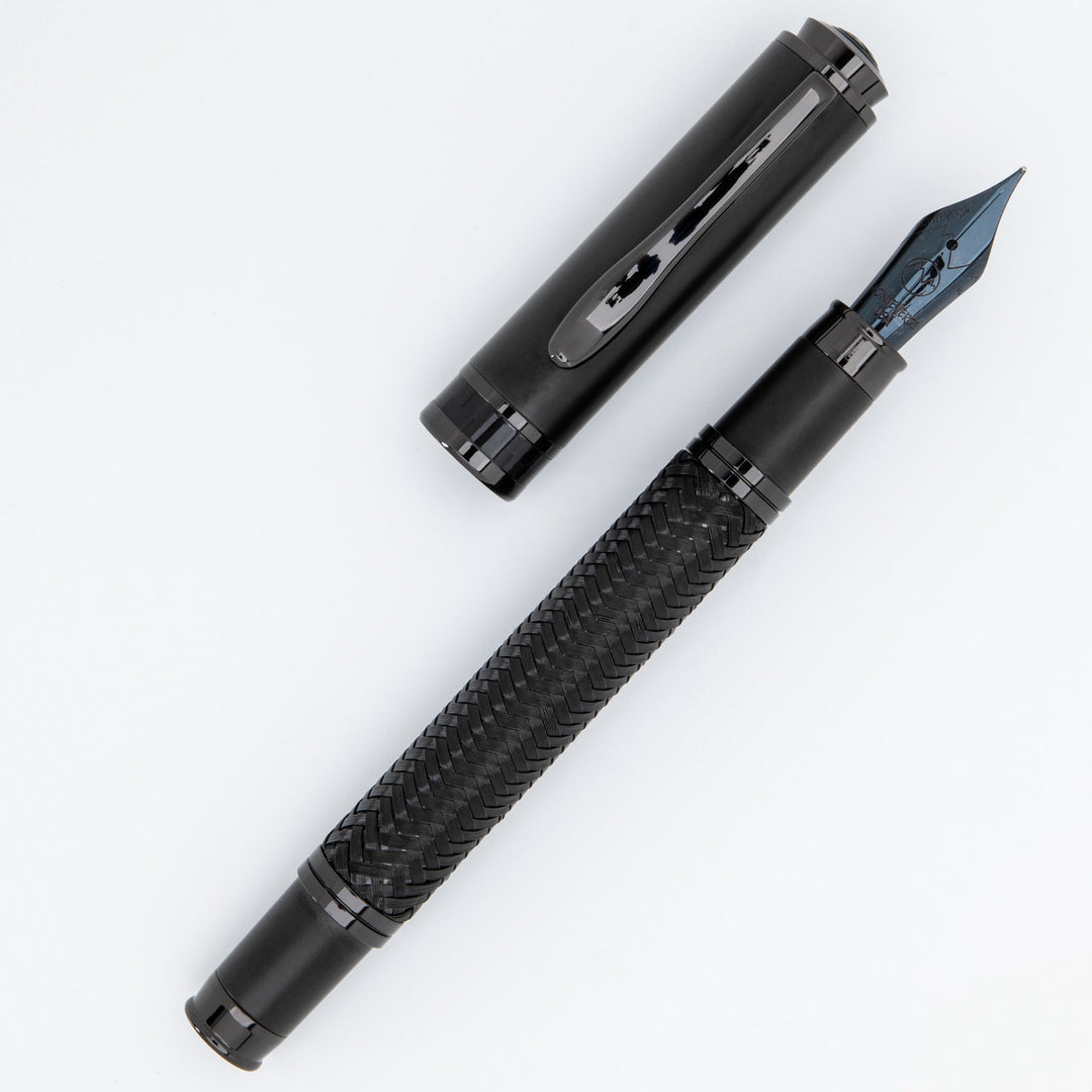 Innova Formula Fountain Pen - Medium Nib