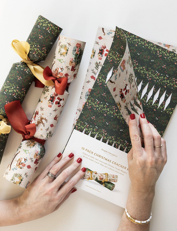 Christmas Cracker Kit - Jolly Santa