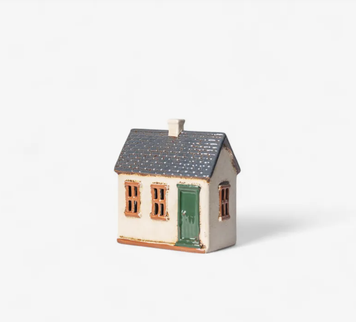 Cotswolds Country Tea Light Homestead