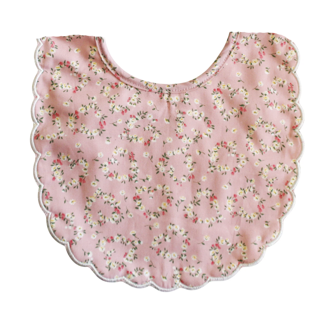 Scallop Bib - Posy Heart