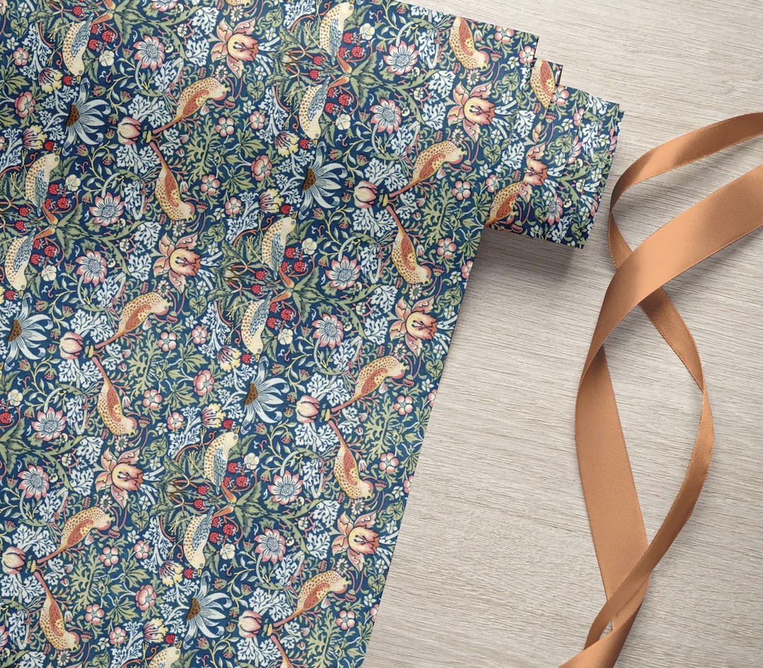 Museums & Galleries Roll Wrap - V&A Strawberry Thief