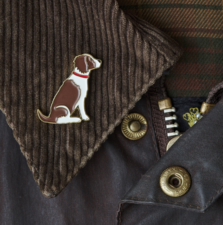 Dog Pin - Springer Spaniel Liver & White