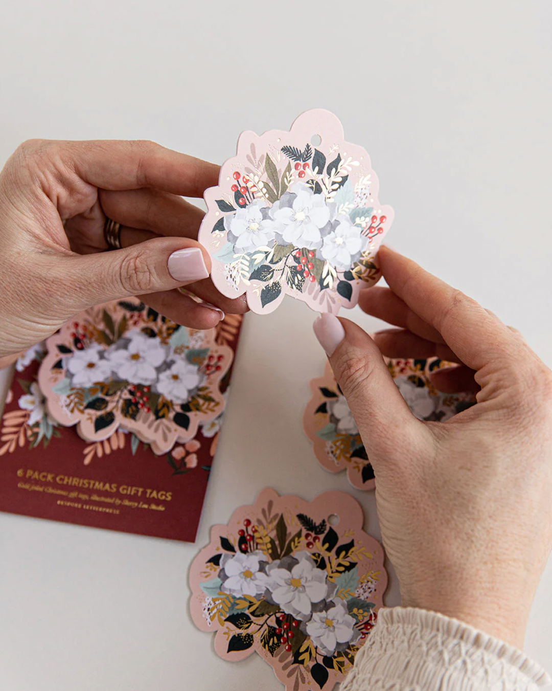 Christmas Gift Tags - Christmas Flower