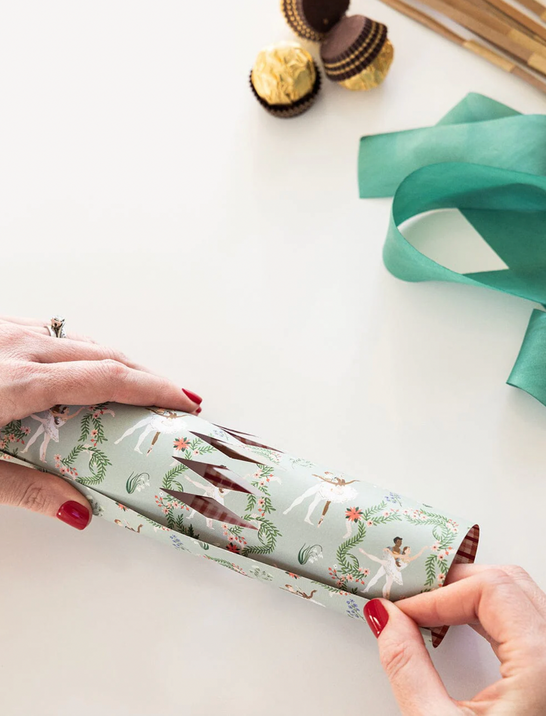 Christmas Cracker Kit - An Enchanted