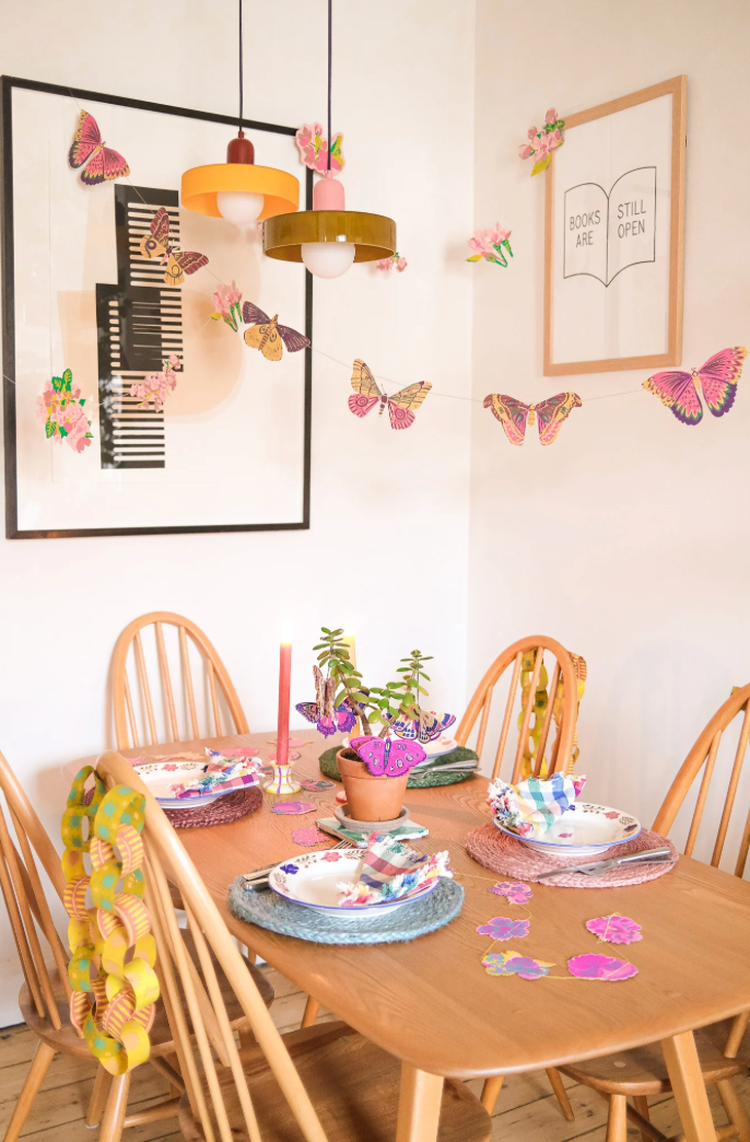 East End Decorative Garland 3m Long - Butterflies