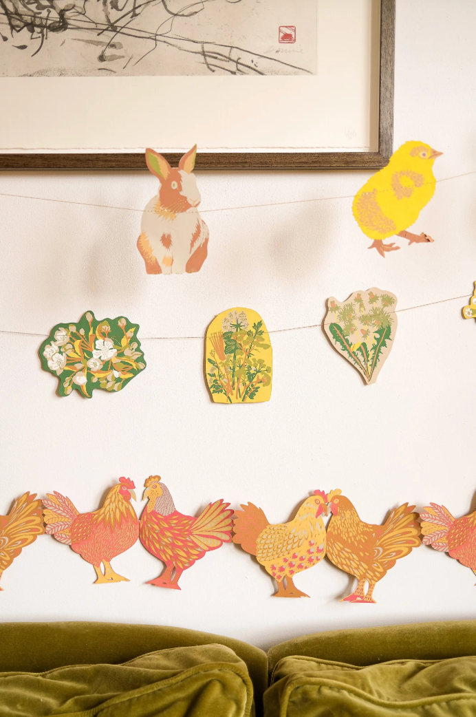 East End Decorative Garland 3m Long - Chickens