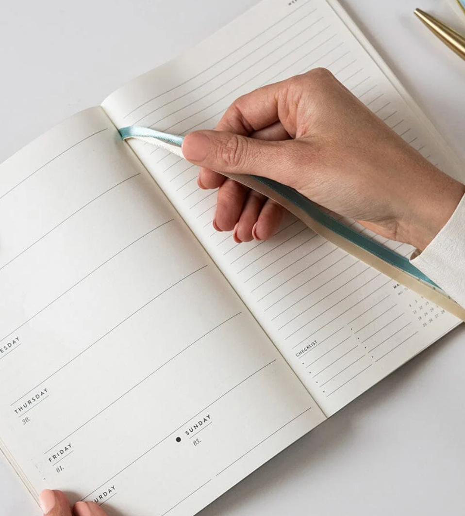 Bespoke 2026 Weekly Planner Notebook - Ivory Garden