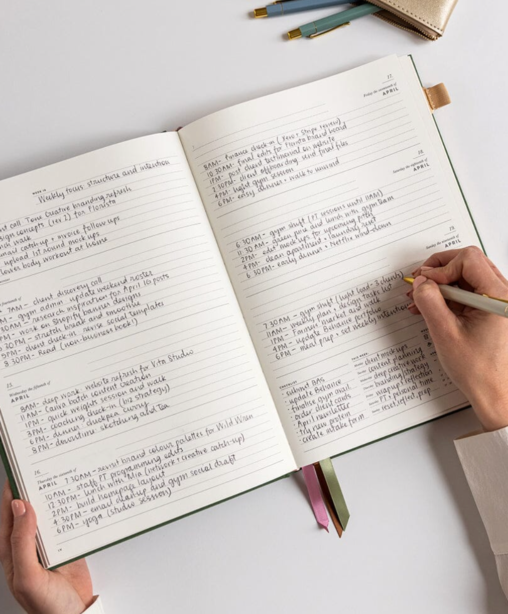 Bespoke 2026 Desktop A4 Linen Bound Planner - Finch