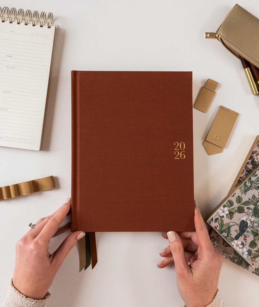 Bespoke 2026 Day to a Page Large Linen Bound Planner - Bronze