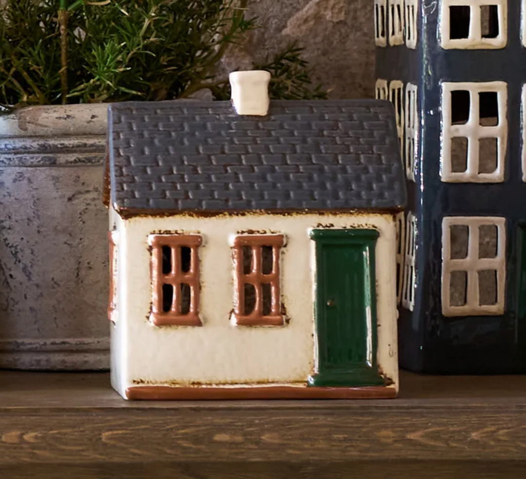 Cotswolds Country Tea Light Homestead