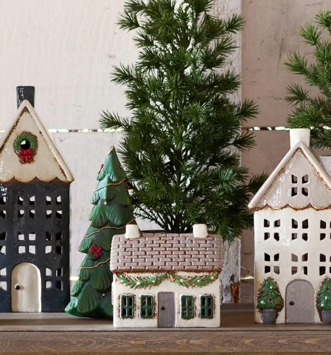 Christmas Tea Light Cottage with Swag