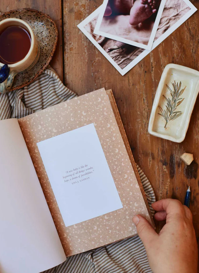 Baby Tracker Journal - Oatmeal