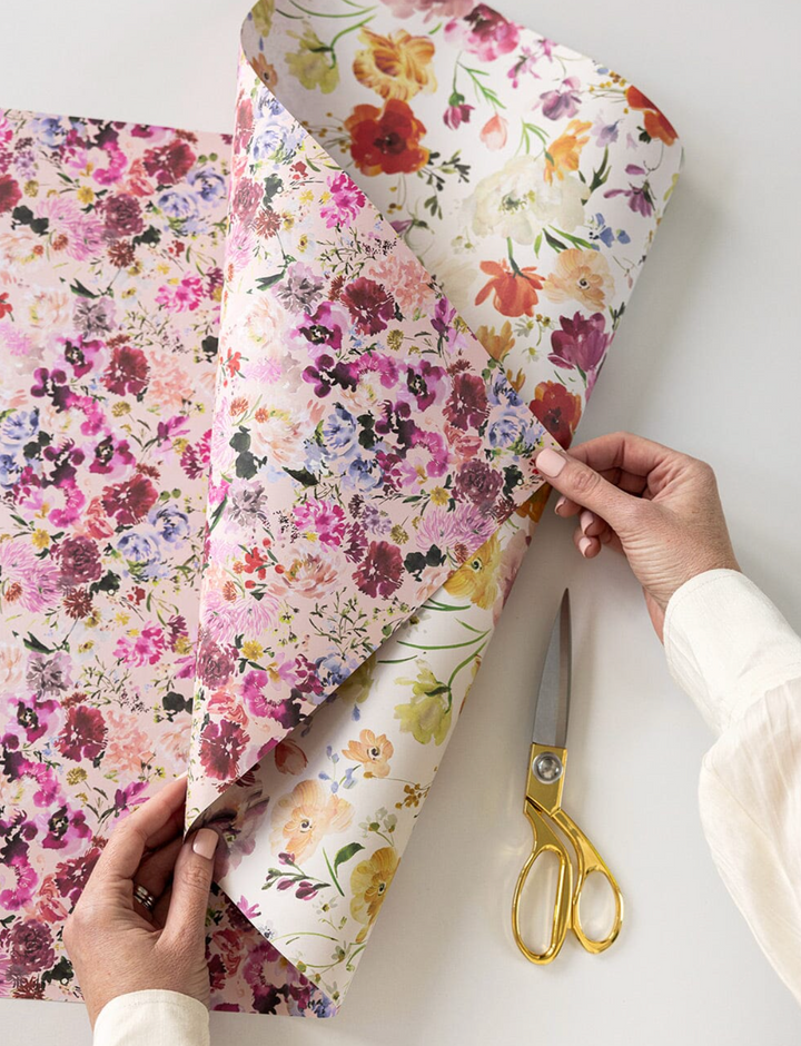 Flat Wrap - Ranunculus / Wildflowers