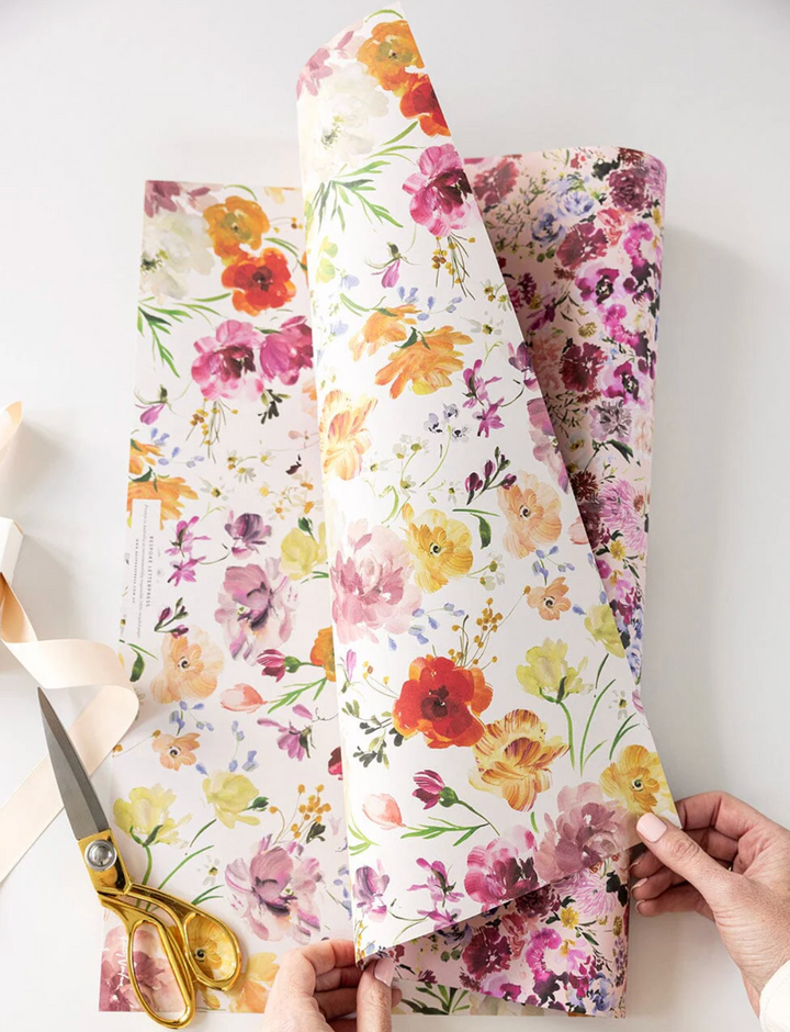 Flat Wrap - Ranunculus / Wildflowers