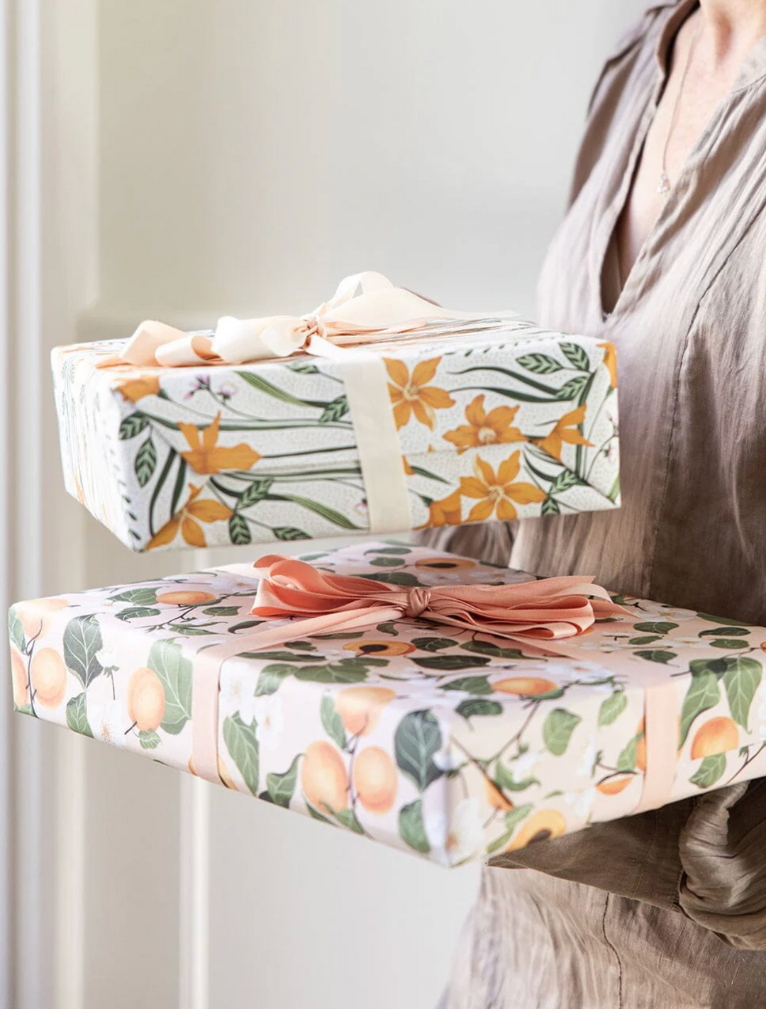 Flat Wrap - Peaches / Daffodil