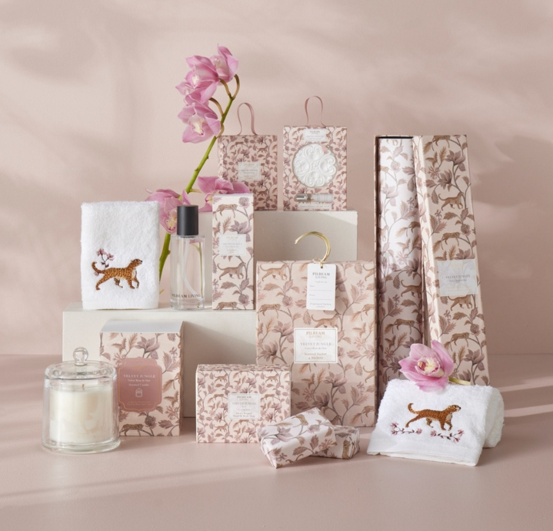 Scented Hanging Sachets - Velvet Jungle - Velvet Rose & Oud