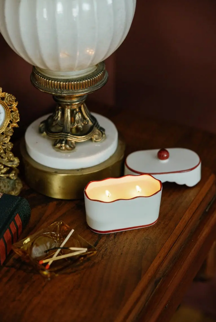 Candle - Cherie Porcelain Dish Burgundy - French Linen & Orris