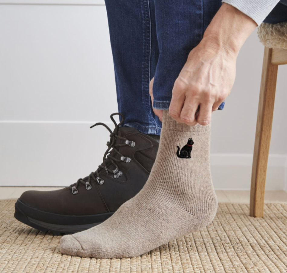 Sweet William Wool Socks - Black Cat