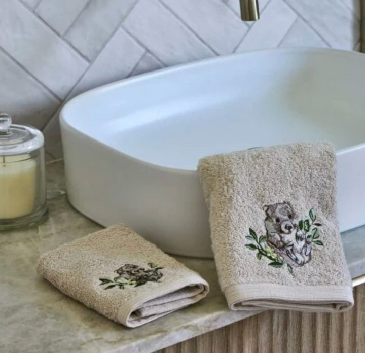 Hand Towel - Green - Wombat