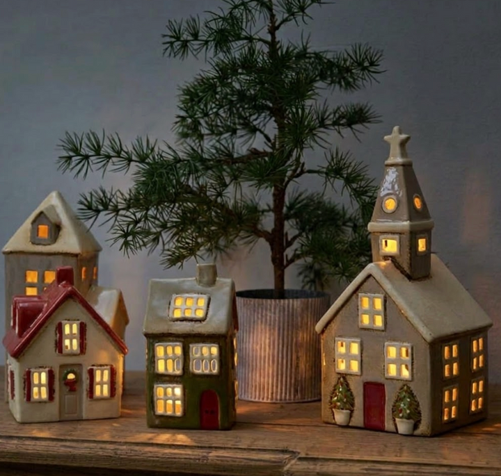 Alsace Tea Light Cottage Cream with Shutters