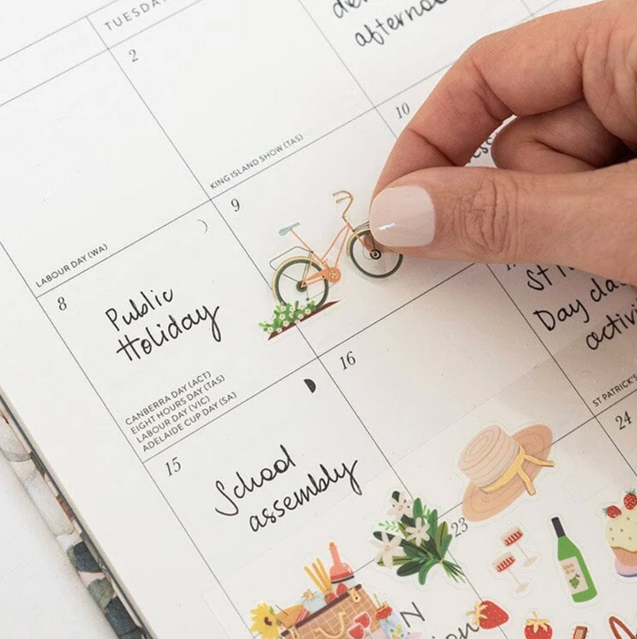 Bespoke 2027 Teacher's A4 Planner - Heritage Roses