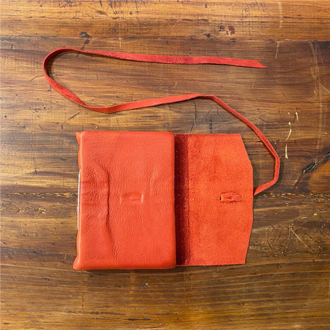 Medioevo Leather Journal - Red Medium